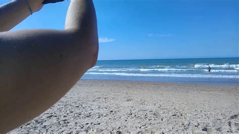 video nudisti spiaggia